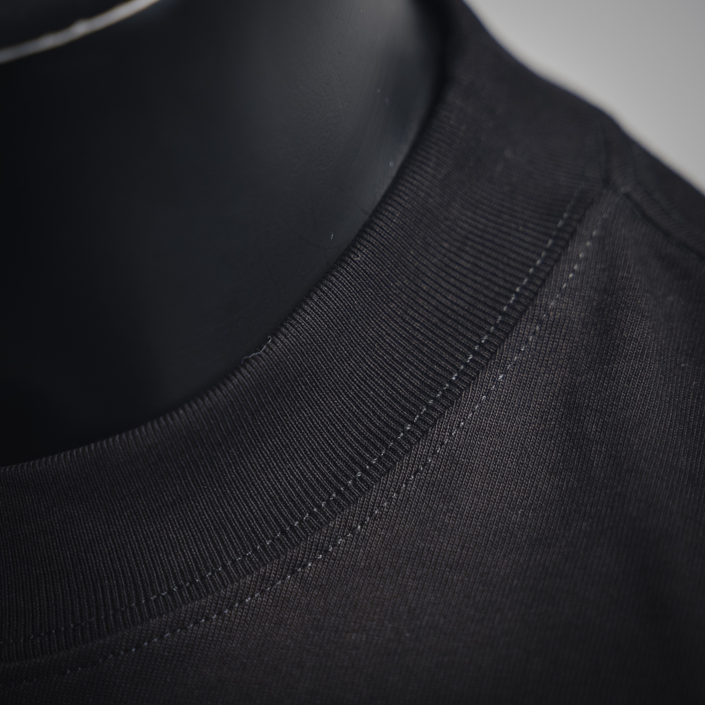 25SS Graffiti 4G Print Short-Sleeve T-Shirt