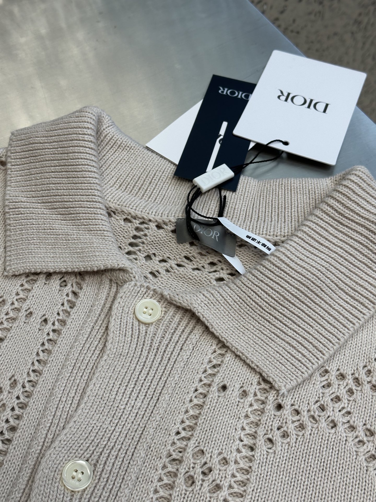 Letter Appliqué Hollow-Out Knit Short-Sleeve Shirt