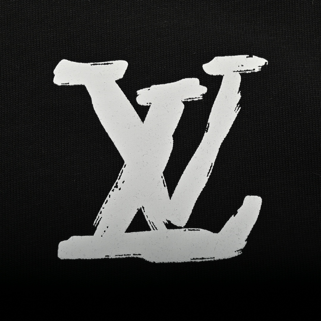 Hand-painted large letters T-shirt