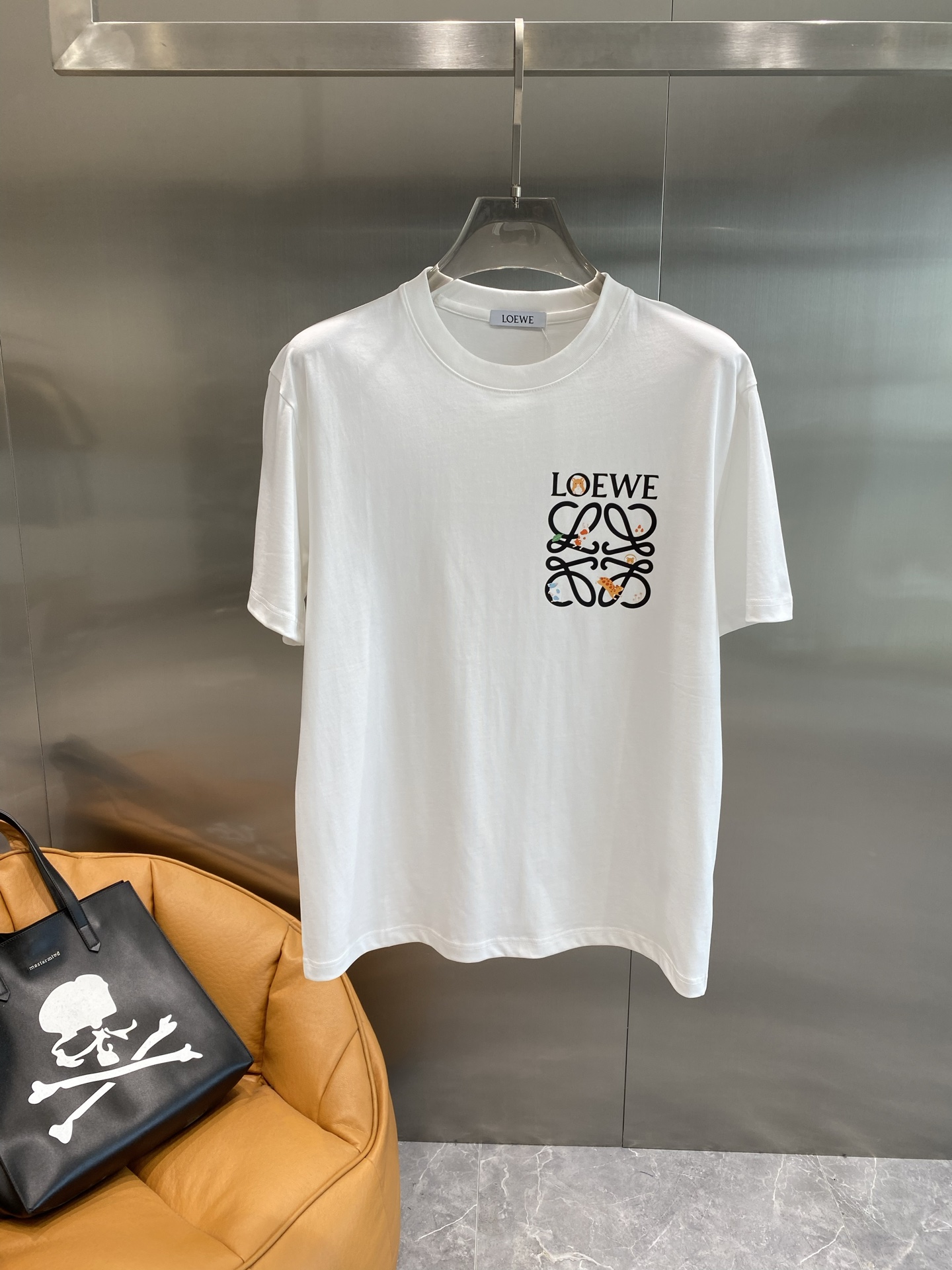 Black and White Classic Style T-Shirt