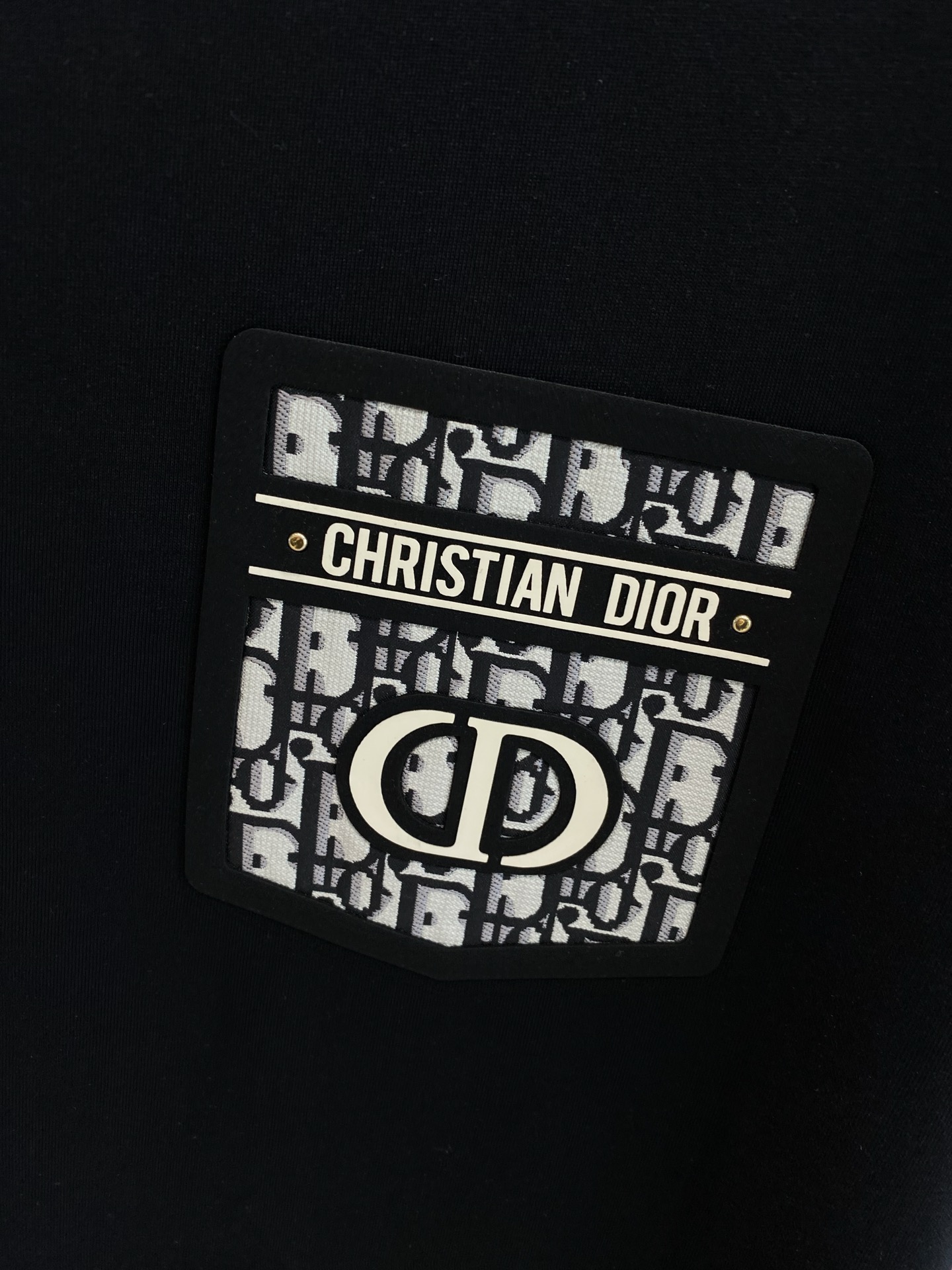 Black and white interwoven modern-style T-shirt