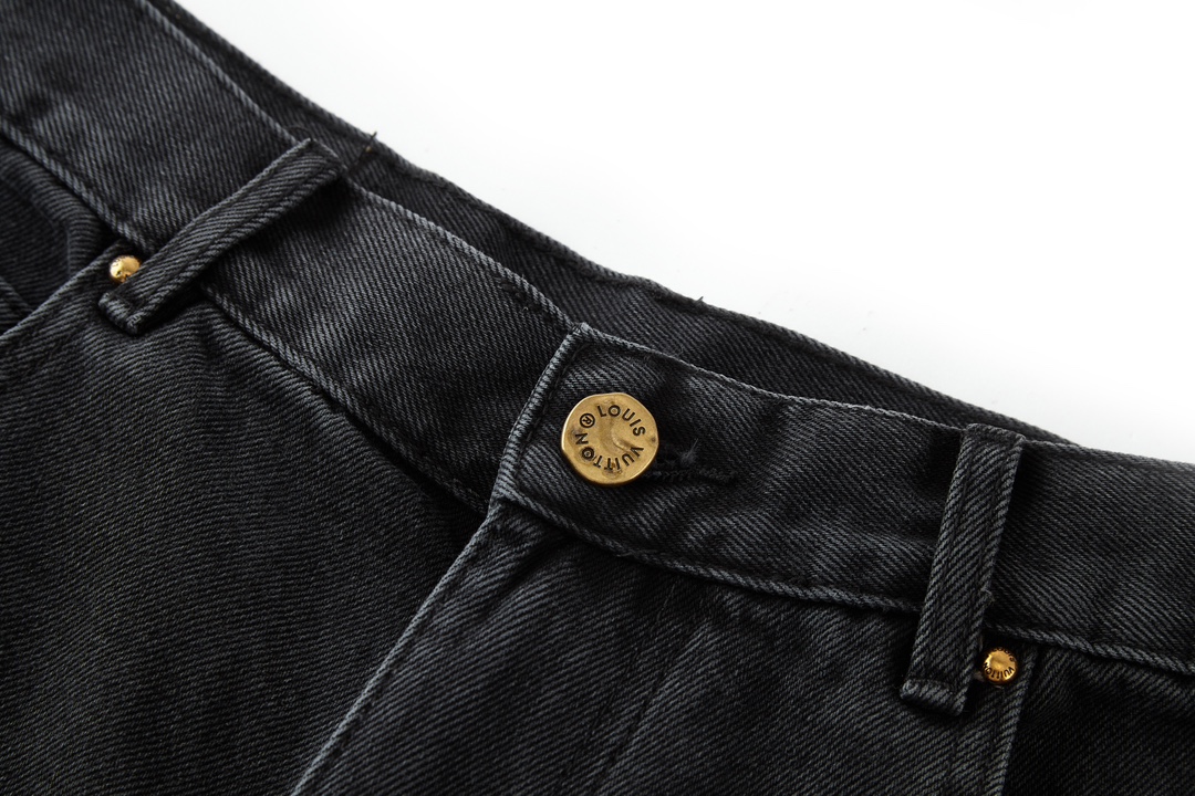 Carpenter Pants With Embossed Letters