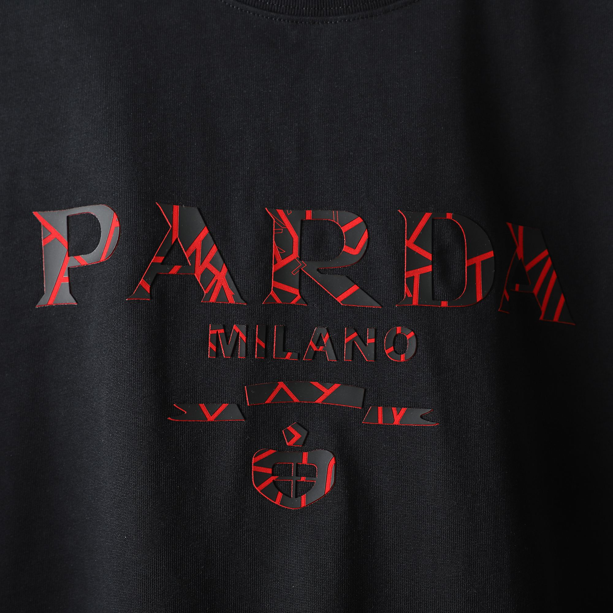 Cracked Silicone Lettering T-shirt