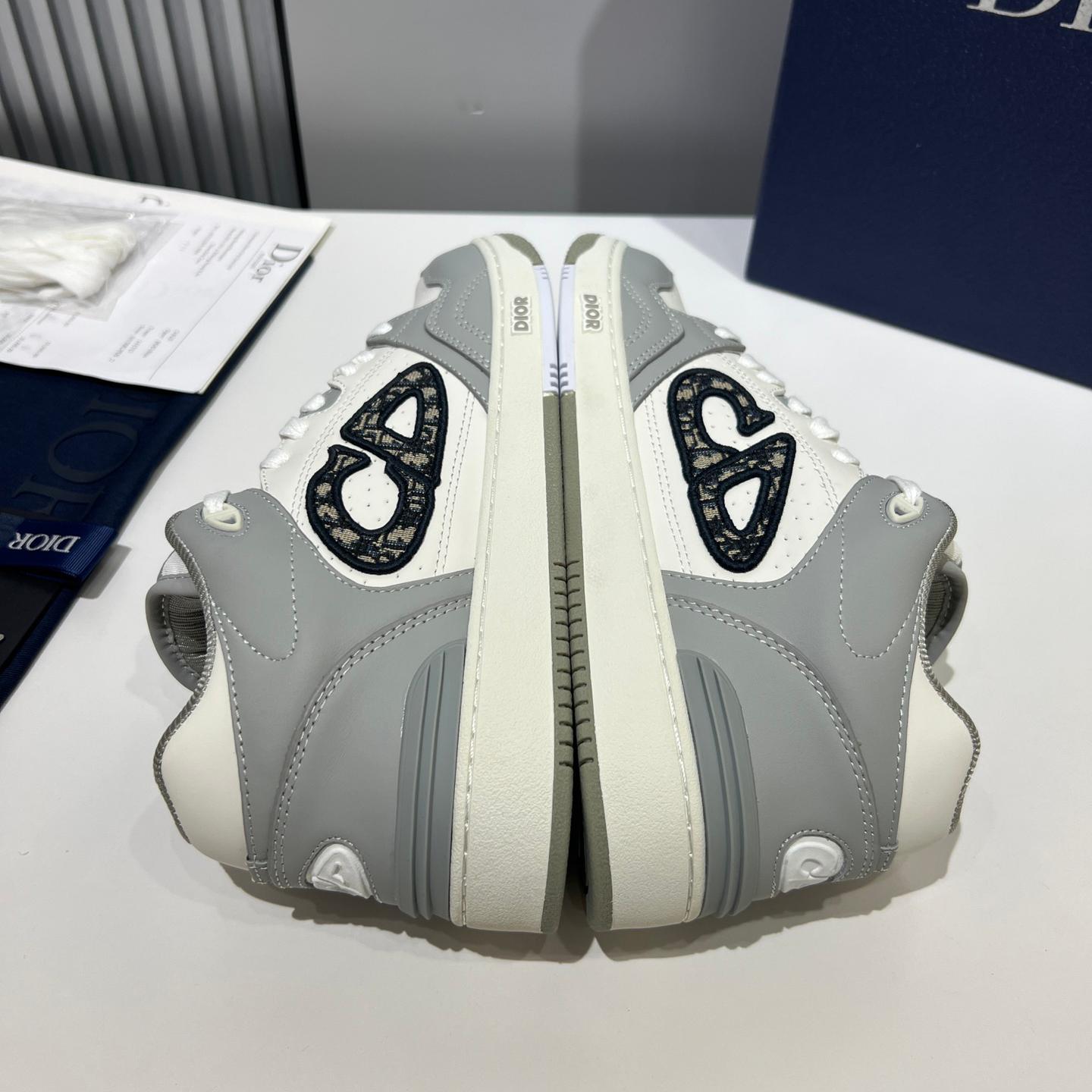 Low-top casual couple sneakers