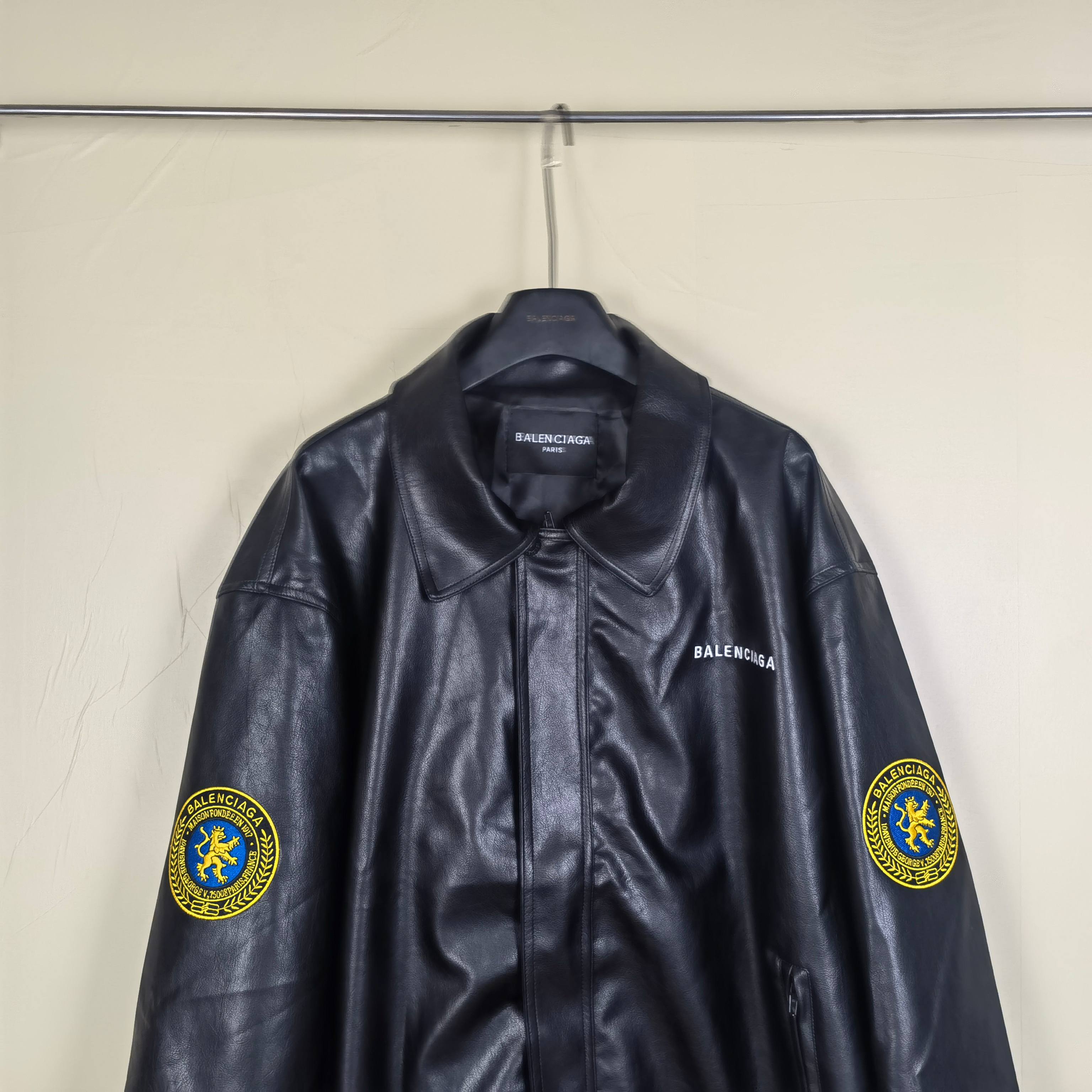 Embroidered Round Patch Bomber Jacket