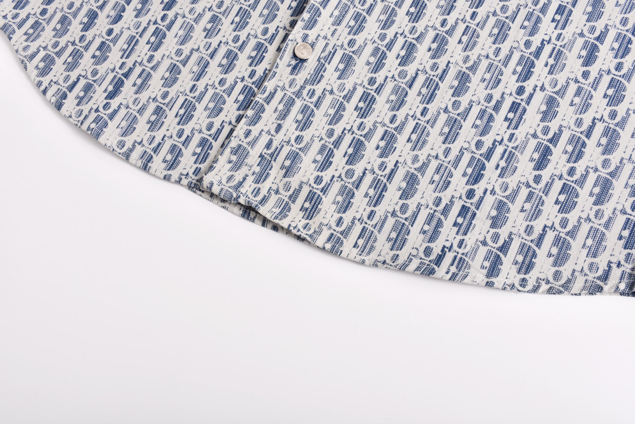 All-over Jacquard Short-Sleeve Denim Shirt