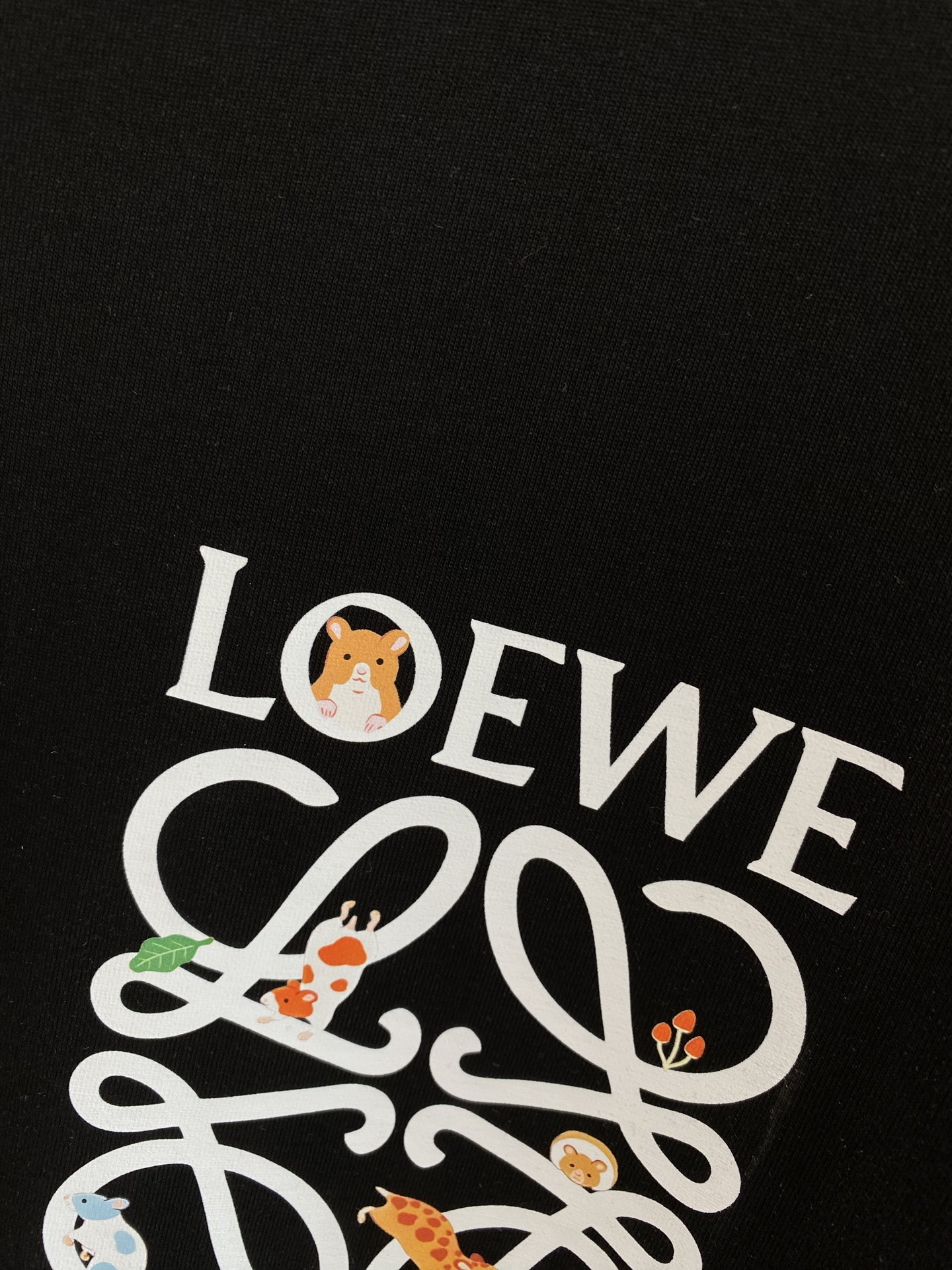 Black and White Classic Style T-Shirt