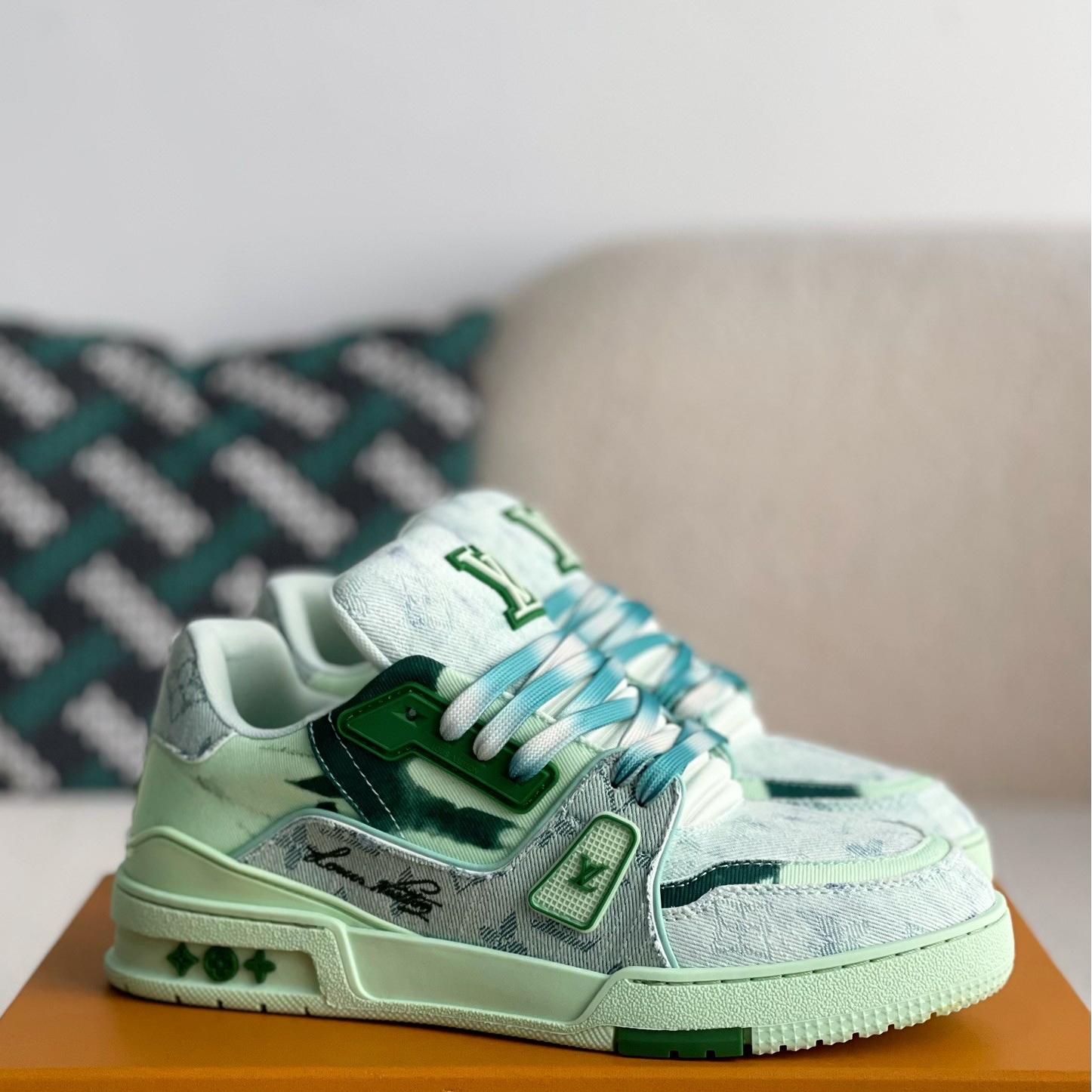 Green Trainer Sneaker