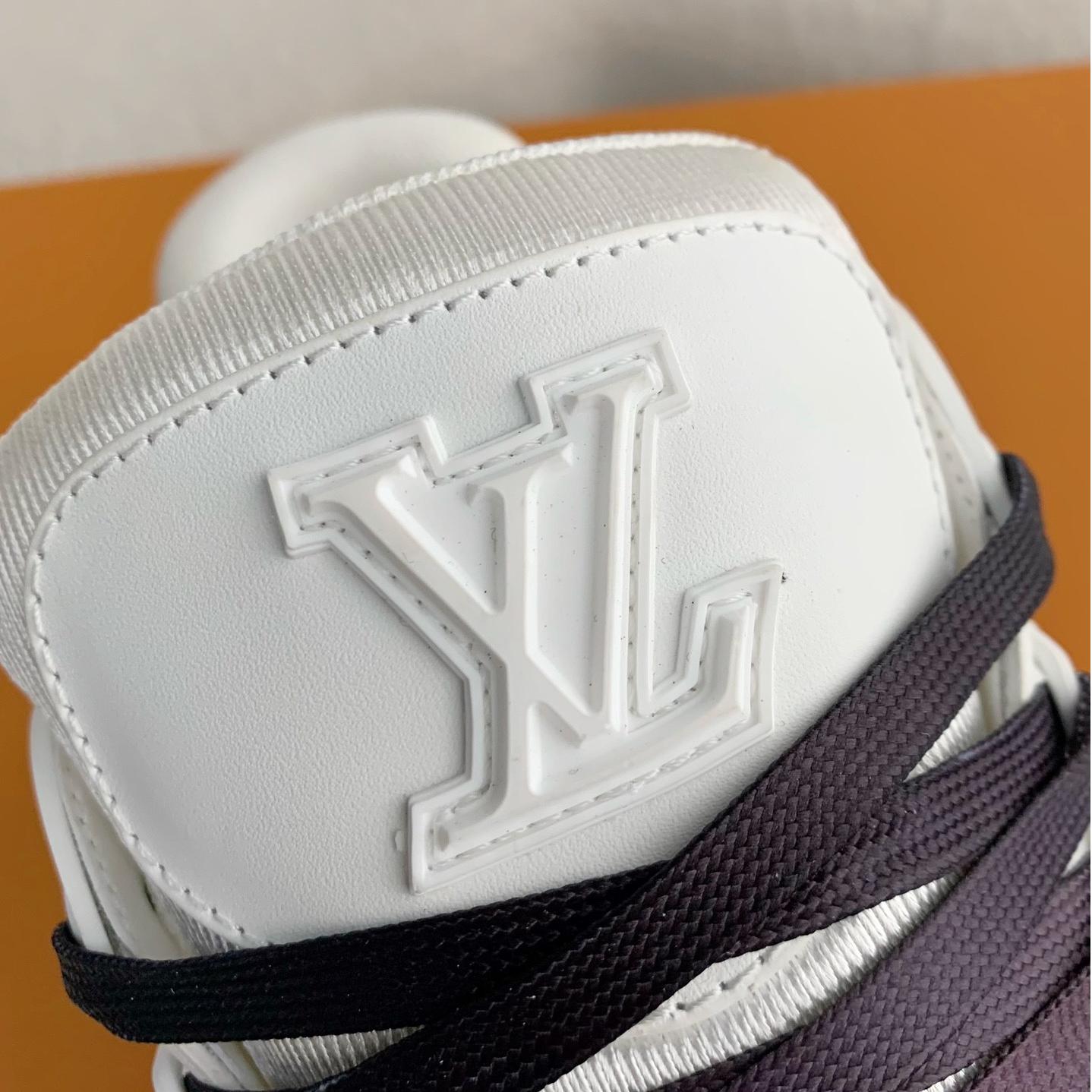 White and Red Trainer Sneaker