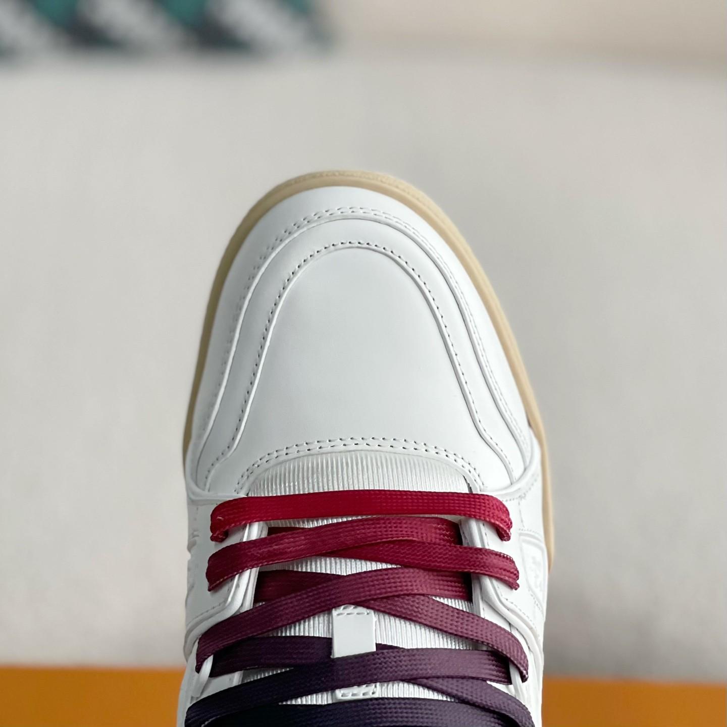 White and Red Trainer Sneaker