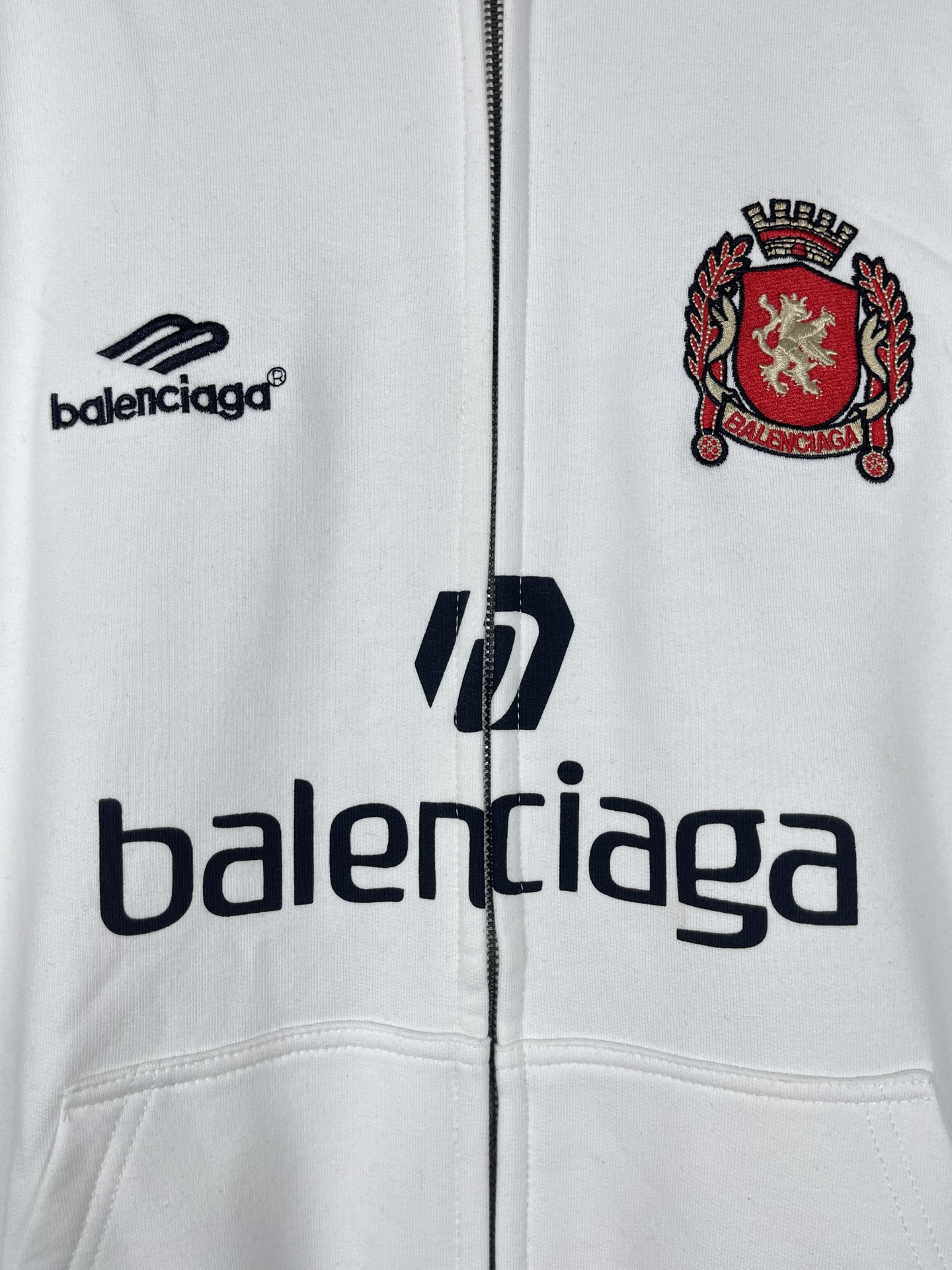 Manchester United embroidered zip-up hoodie