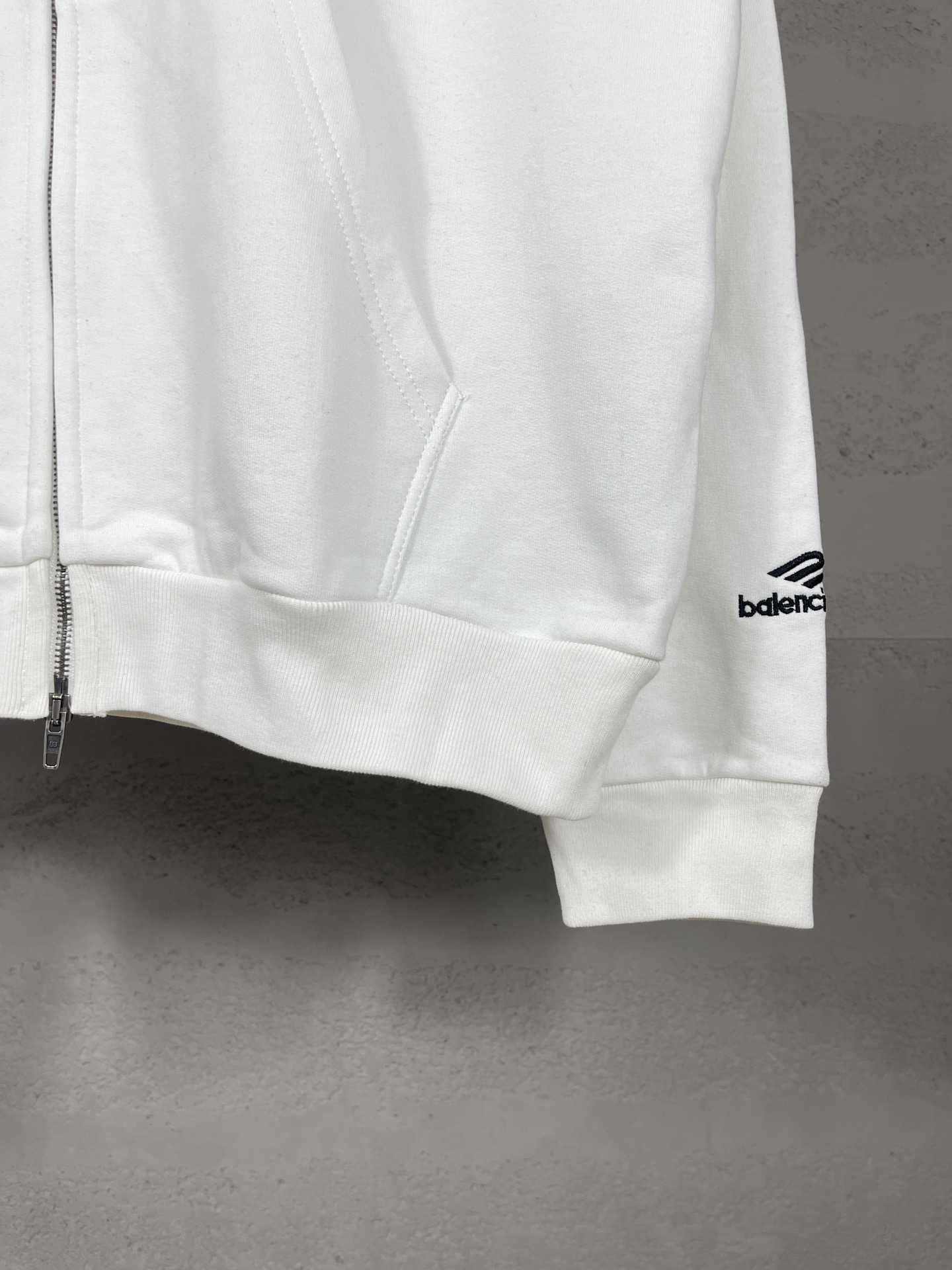 Manchester United embroidered zip-up hoodie