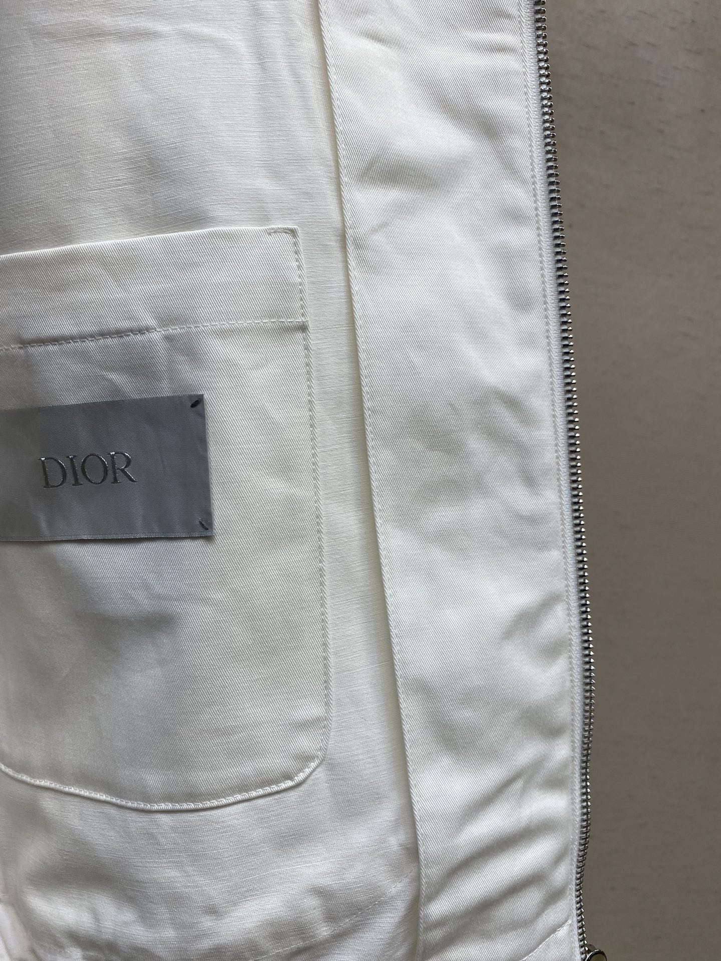 Embroidered single layer jacket