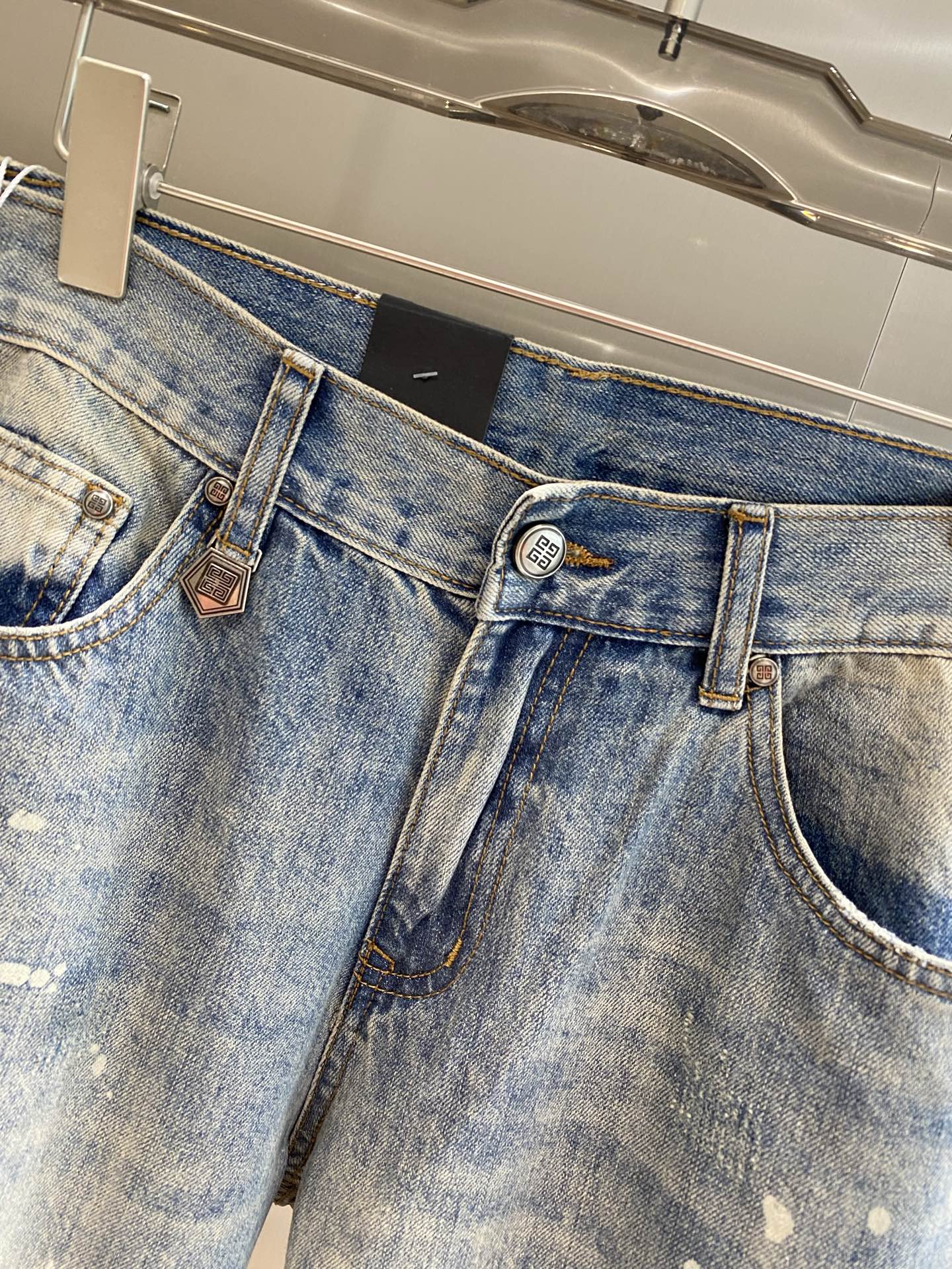 Star-Embellished Jeans