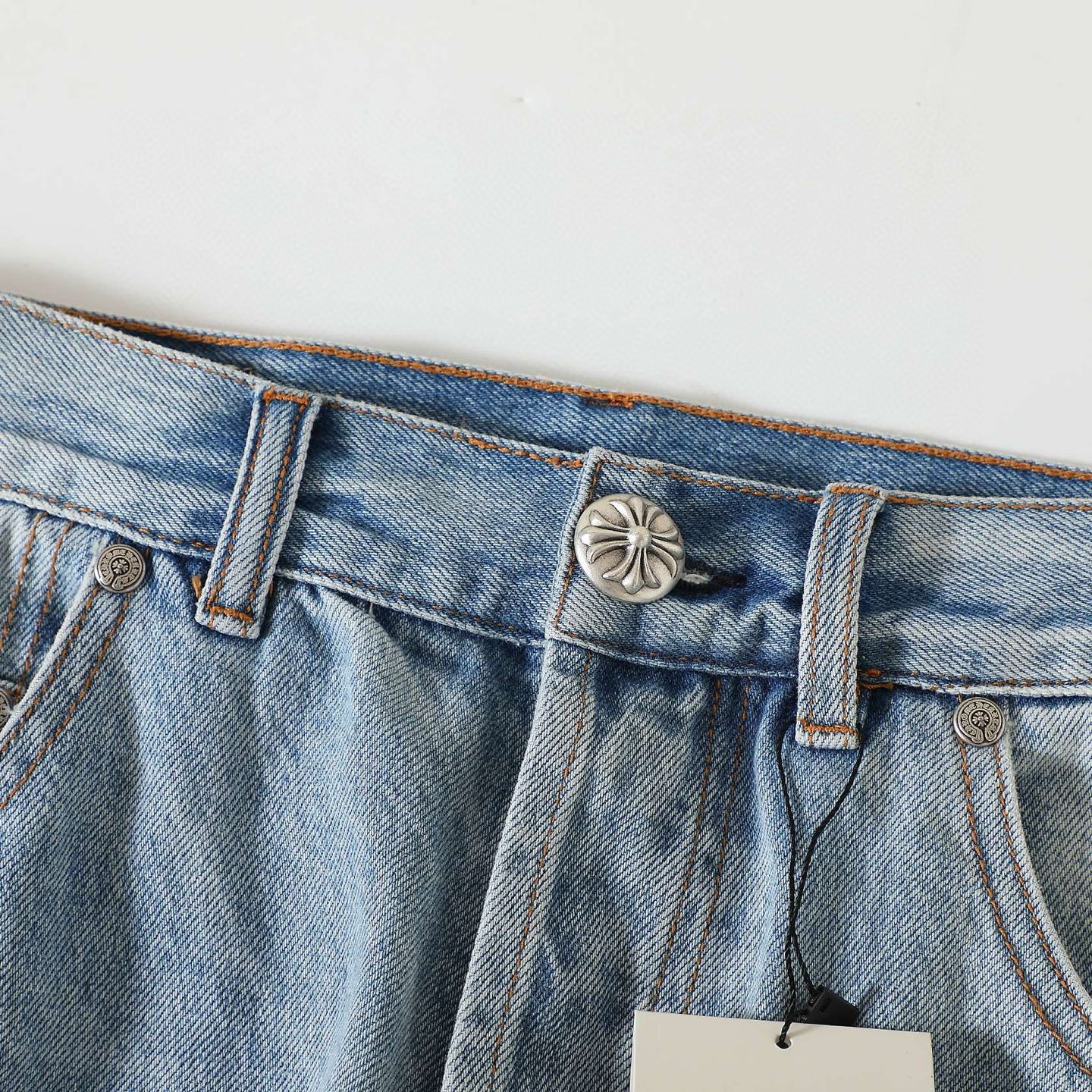 25SS Red Cross Patch Leather-Appliqué Jeans