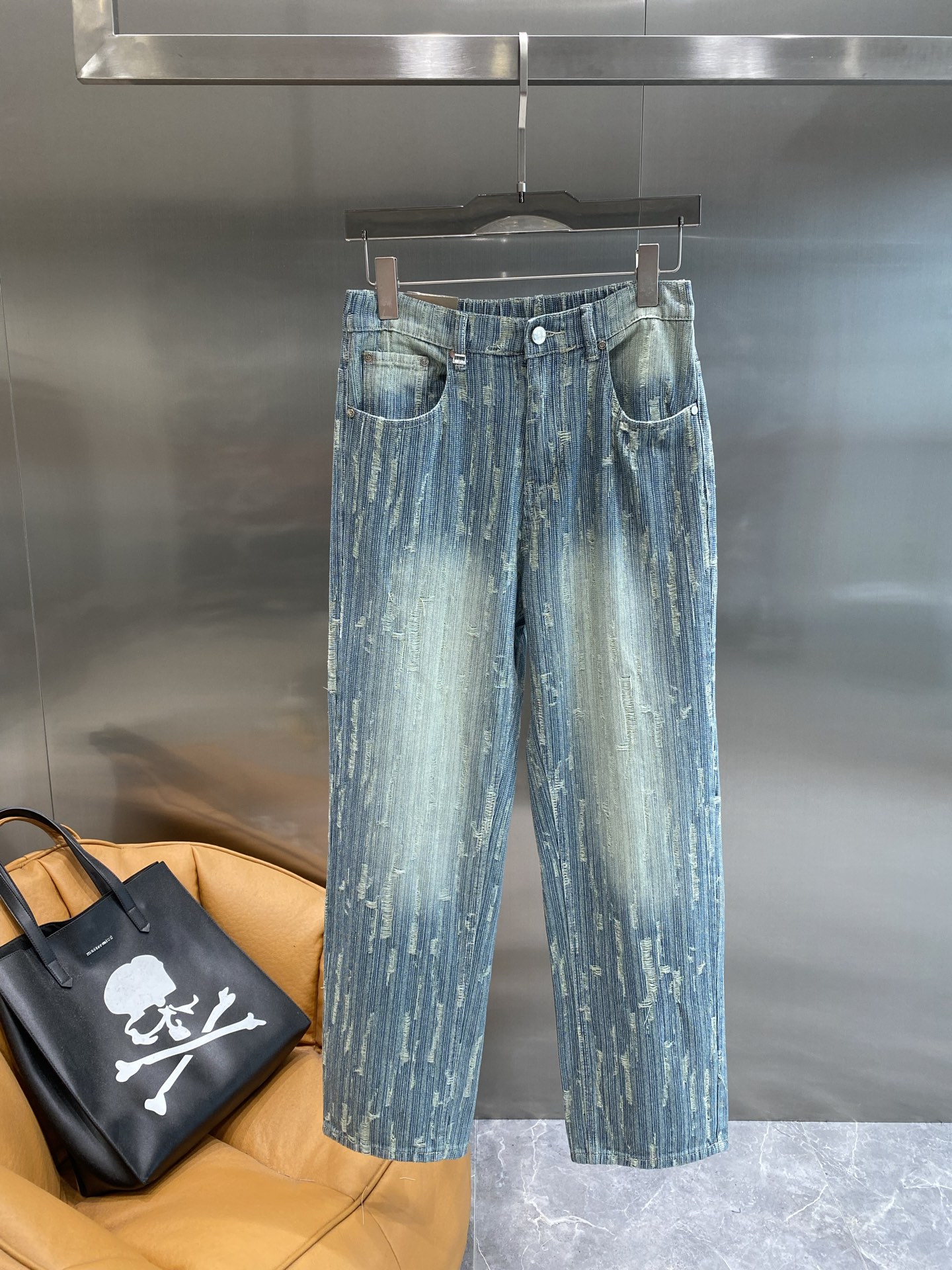 Men's light blue jeans