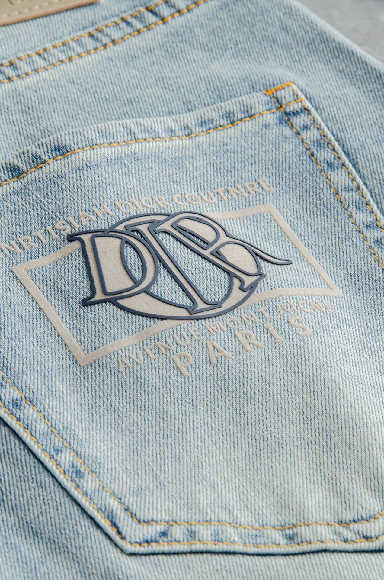 2025SS Men's Fashion Straight-Leg Denim Jeans