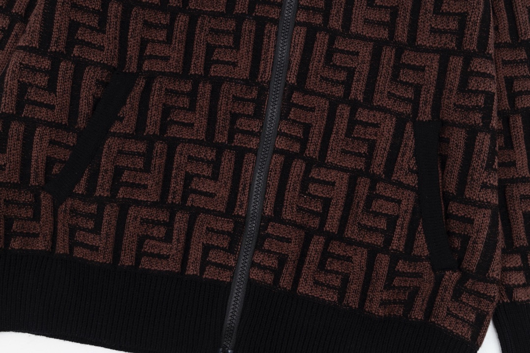 FF Print Sweater Jacket