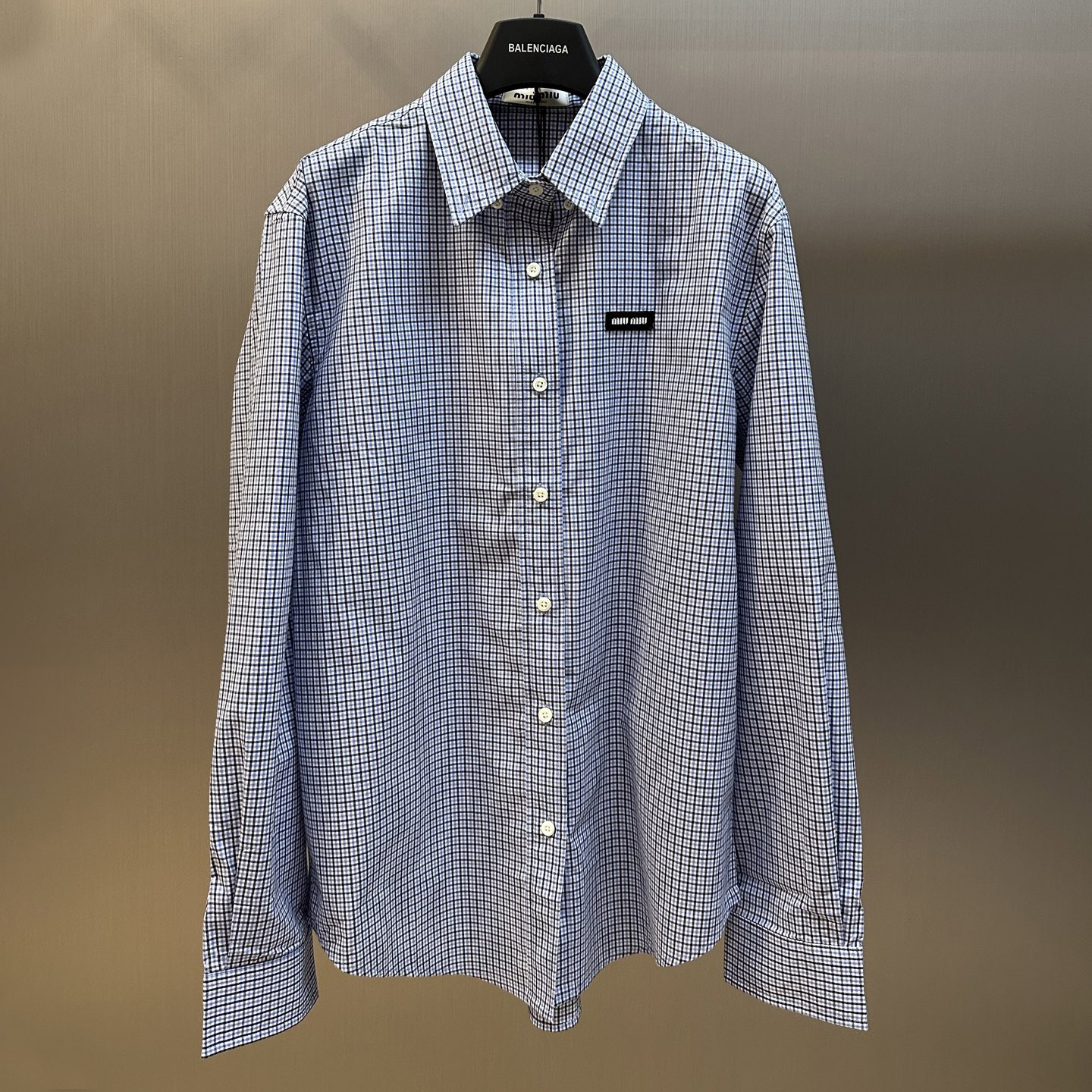 Long-sleeve plaid shirt