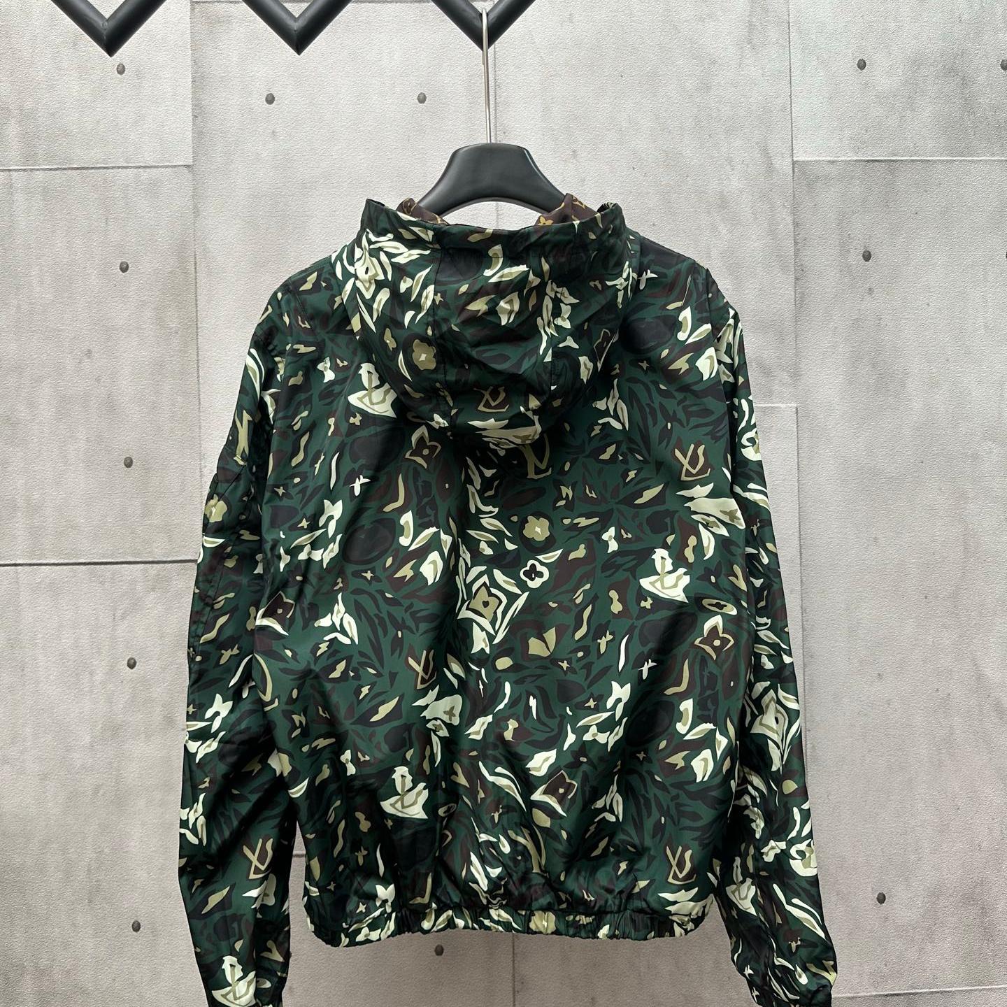 reversible hooded zip-up jacket