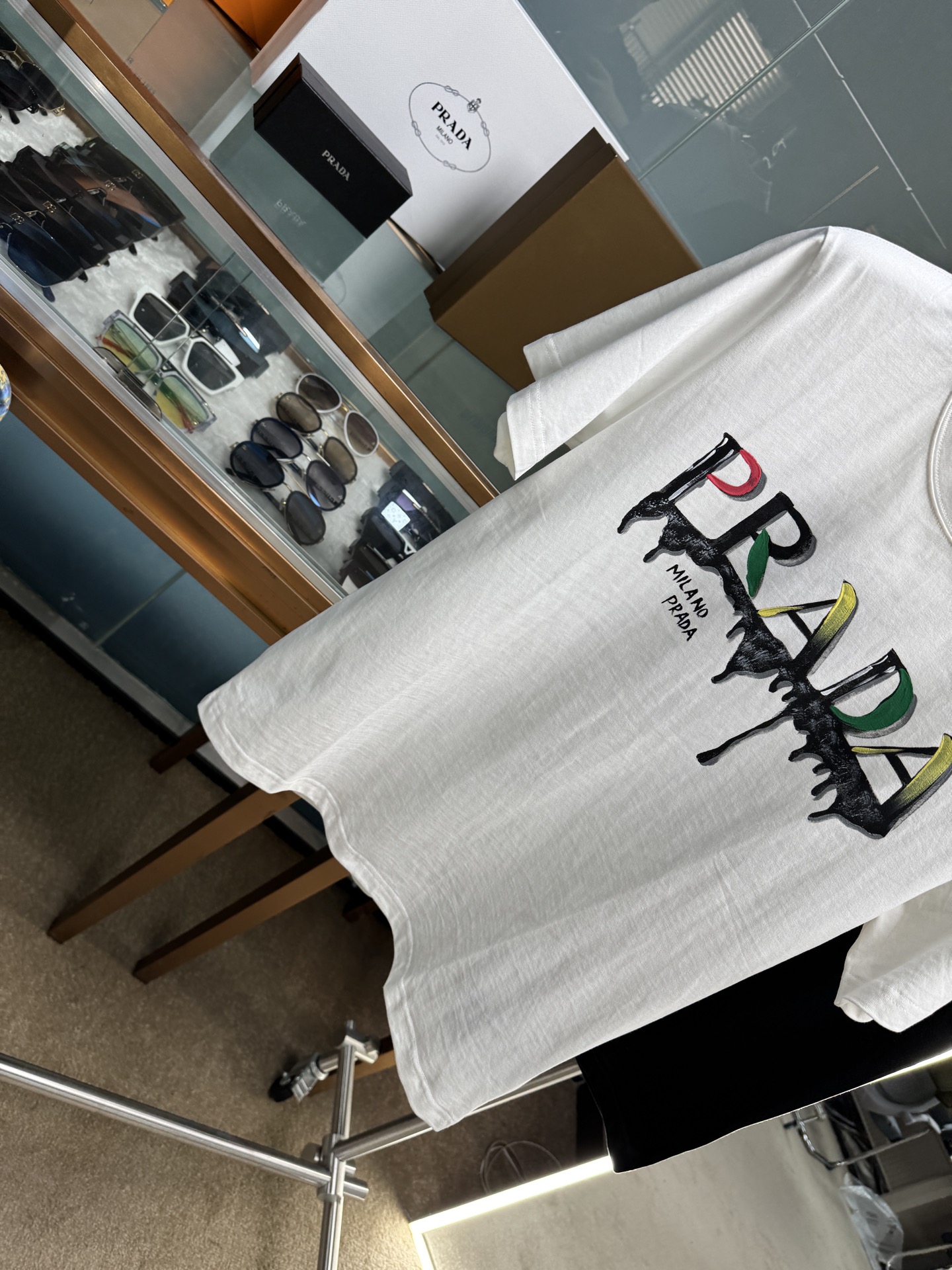 Personalized Graffiti Letter Print T-shirt