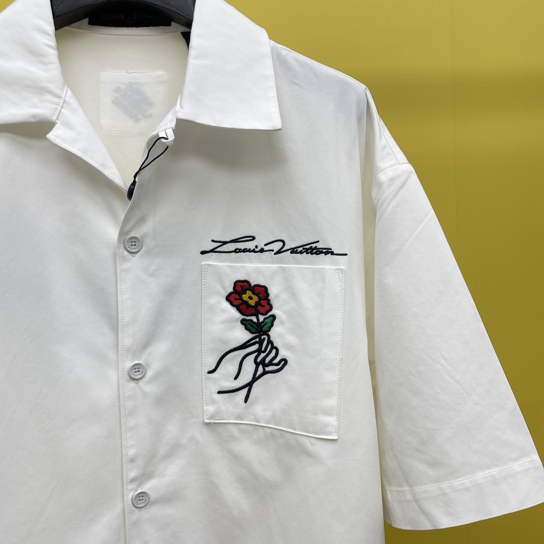 Rose Embroidered Short-sleeved Shirt