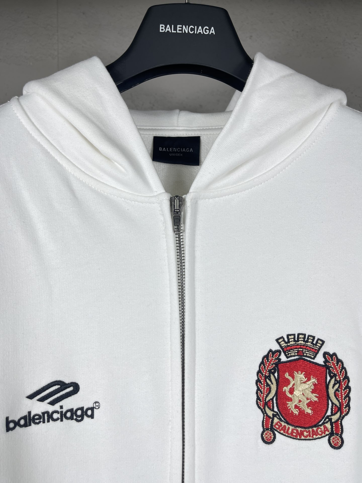Manchester United embroidered zip-up hoodie