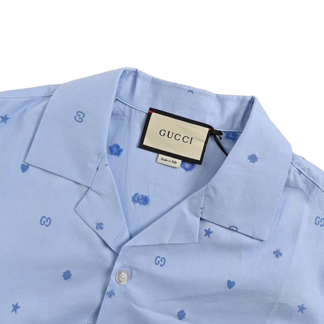 Short-sleeved shirt with jacquard small logo