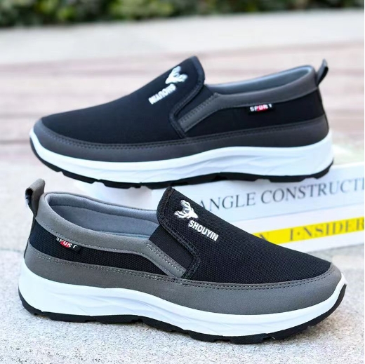 Middle aged and elderly men's casual soft soled shoes