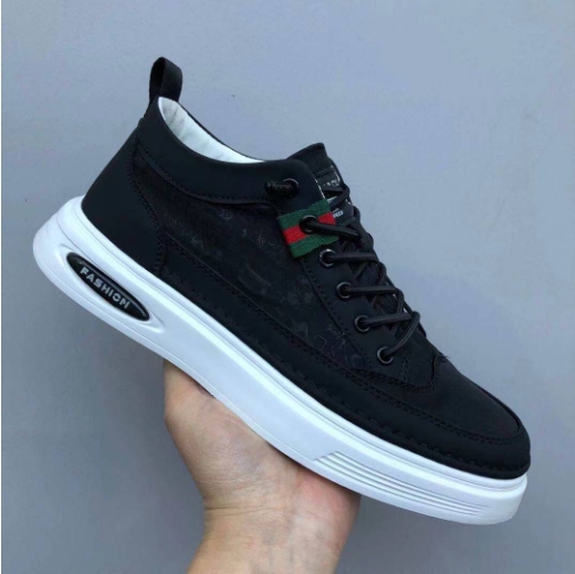 Umbrella cloth breathable board shoes, trendy casual sports shoes