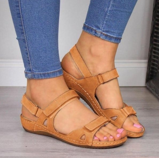 Breathable fish mouth shoes, comfortable flat bottom, fashionable open toed Velcro casual sandals