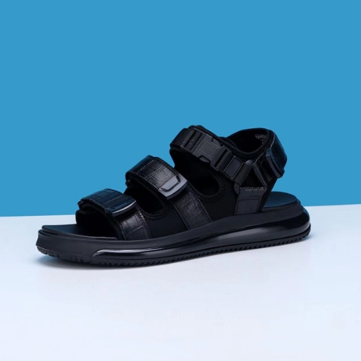 Summer outdoor leather air cushion soft soled sports beach shoes for men