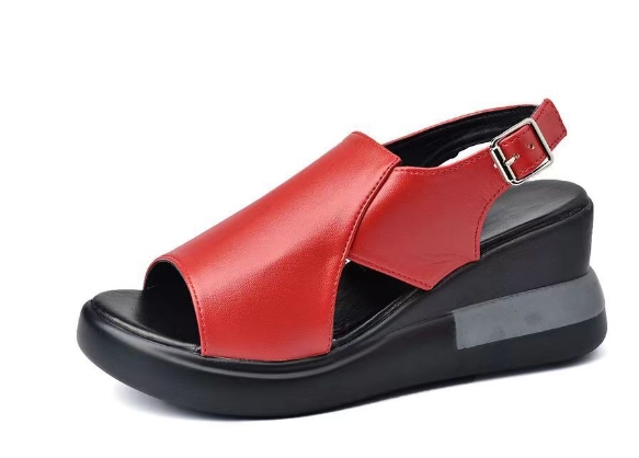 Sponge cake with thick sole and sloping sandals for women