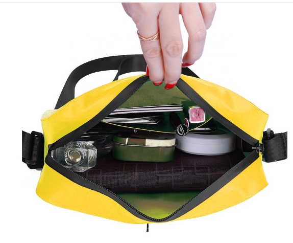 Swimming, beach drifting, fashionable single shoulder wash waterproof bag