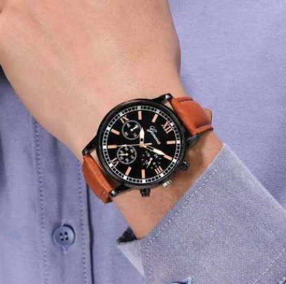 Black shell three eyelid watch with men's casual quartz watch