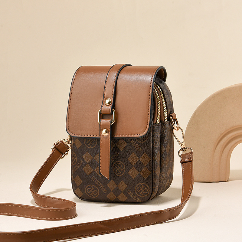 Fashionable mini phone bag for women, compact and lightweight crossbody bag, single shoulder women's bag