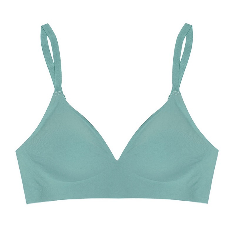 Untouched underwear with large chest and waist, small size for women, thin design