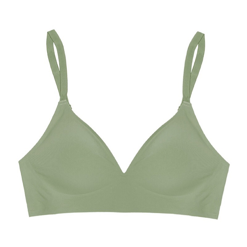 Untouched underwear with large chest and waist, small size for women, thin design
