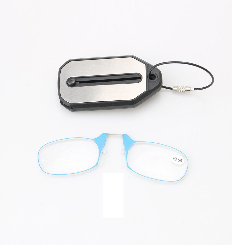 Telescopic clip nose reading glasses mini convenient reading keychain reading glasses presbyopia looking glass