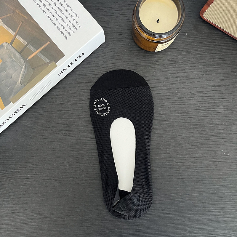 Ice silk boat socks for women, non slip and non falling heel, thin shallow mouth invisible short socks