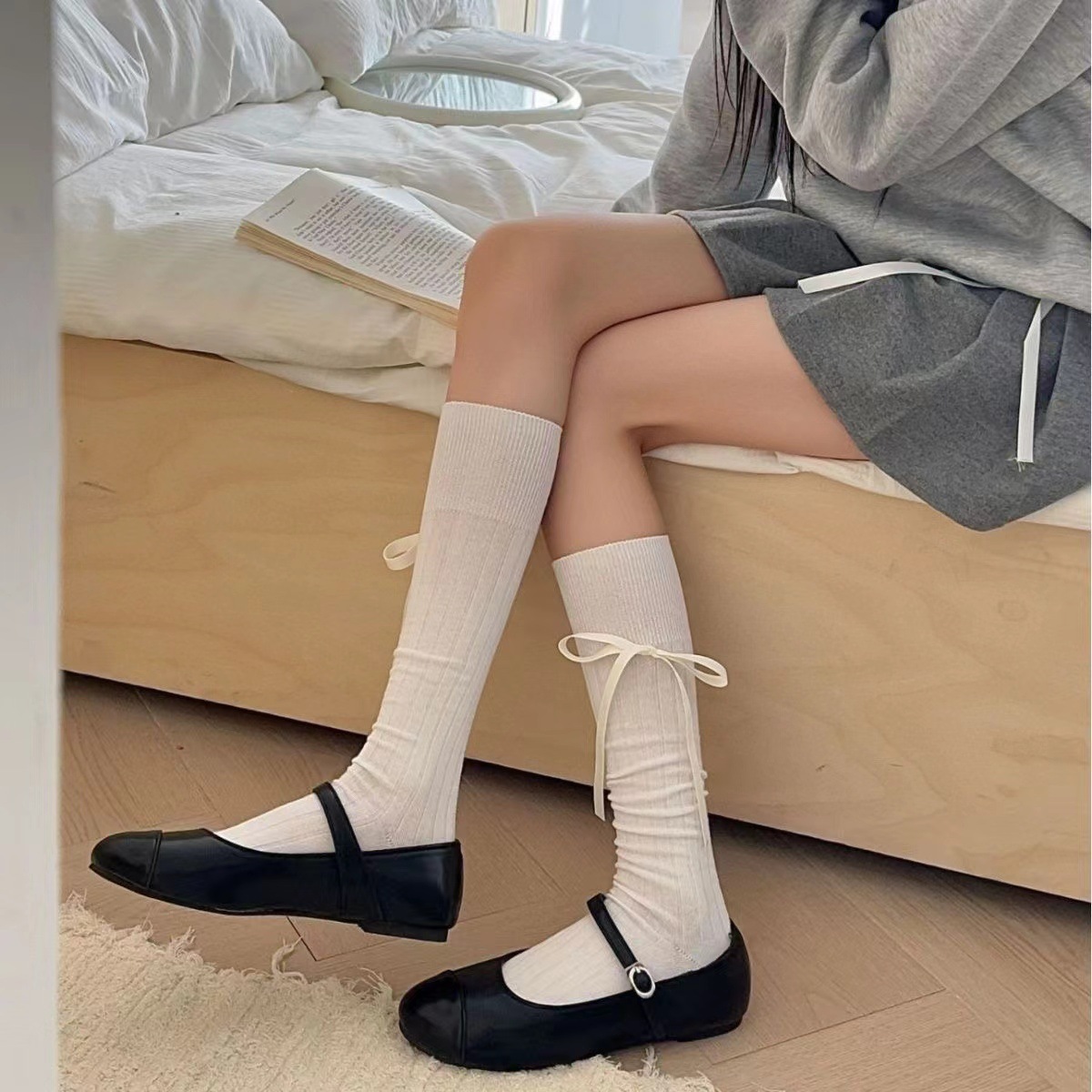 Ballet style bow jk long socks solid color calf socks for women