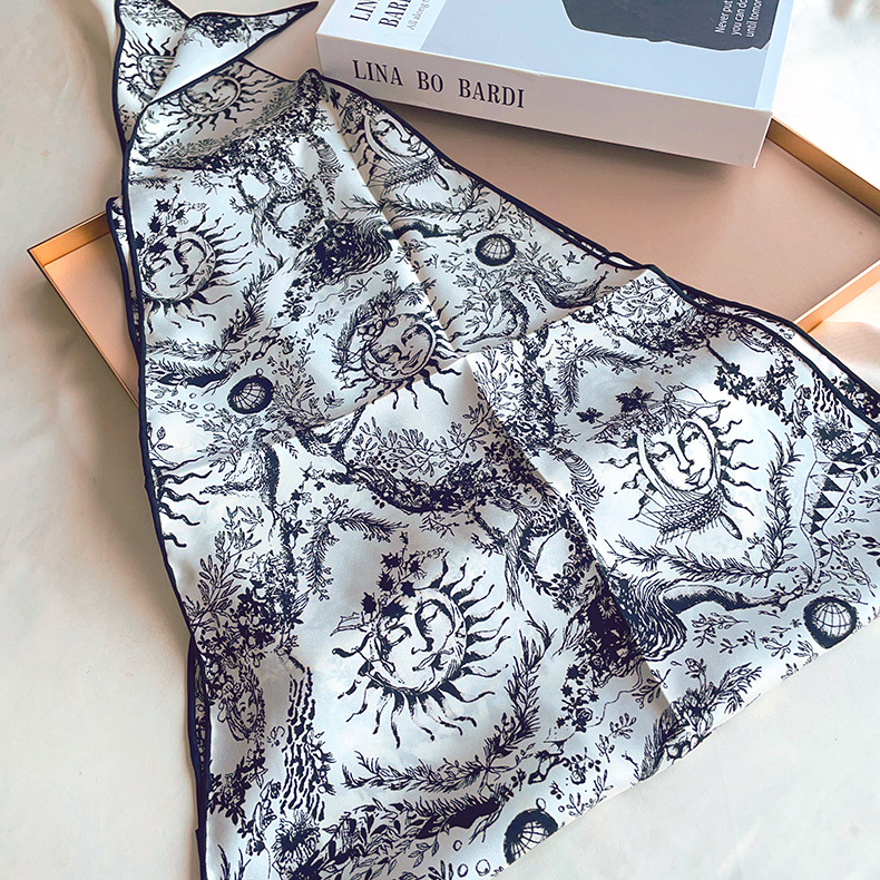 Ladies' twill diamond scarf with hand rolled edges, light luxury mulberry silk scarf