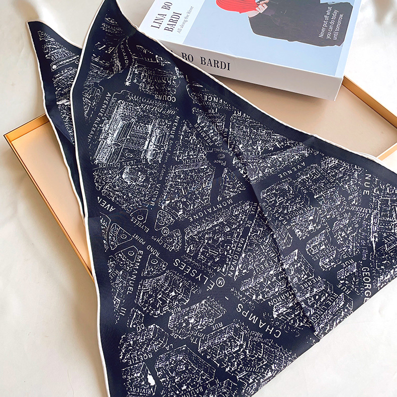 Ladies' twill diamond scarf with hand rolled edges, light luxury mulberry silk scarf