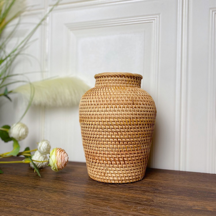 Vietnamese simple rattan vases for home living rooms, dried flower arrangements, Nordic decorative flower vases and flower baskets