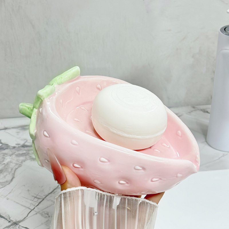 Cartoon Creative Berry Soap Box Household Toilet Ceramic Non Perforated Soap Dish Drain Soap Storage Rack