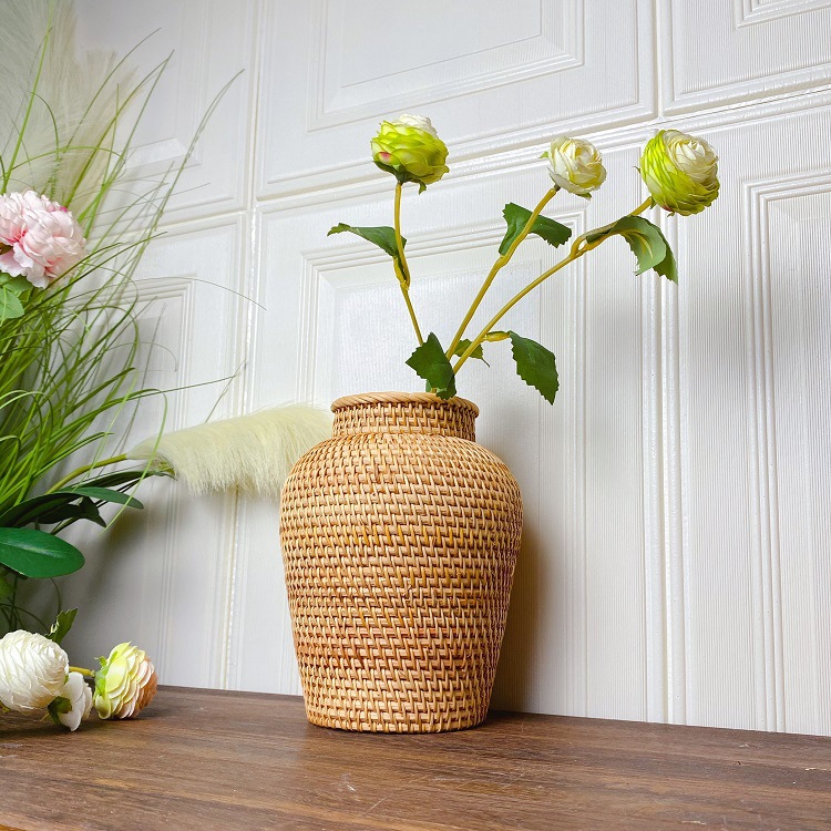 Vietnamese simple rattan vases for home living rooms, dried flower arrangements, Nordic decorative flower vases and flower baskets
