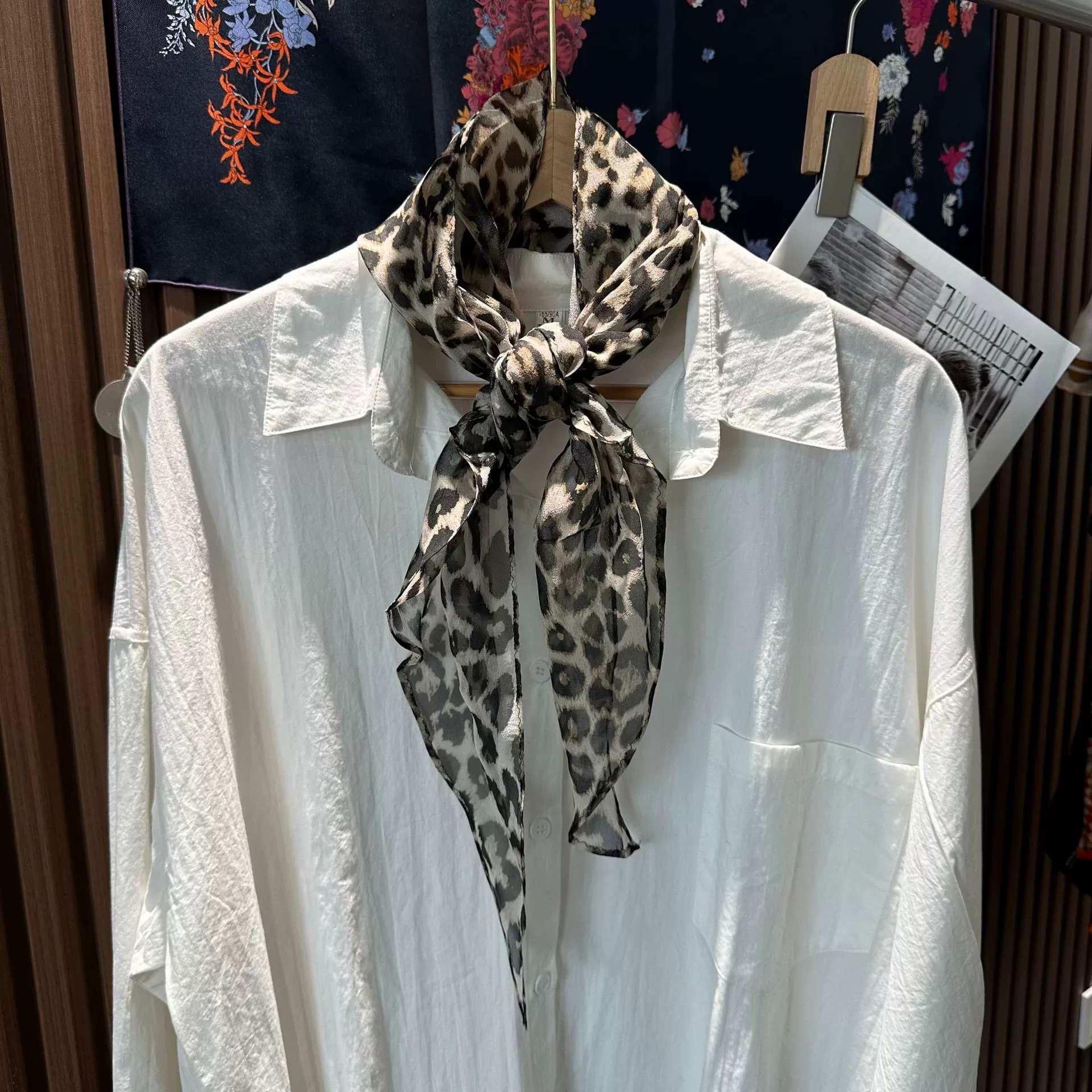 Summer thin silk georgety scarf for women, versatile and stylish long scarf, elegant leopard print sun protection neck scarf