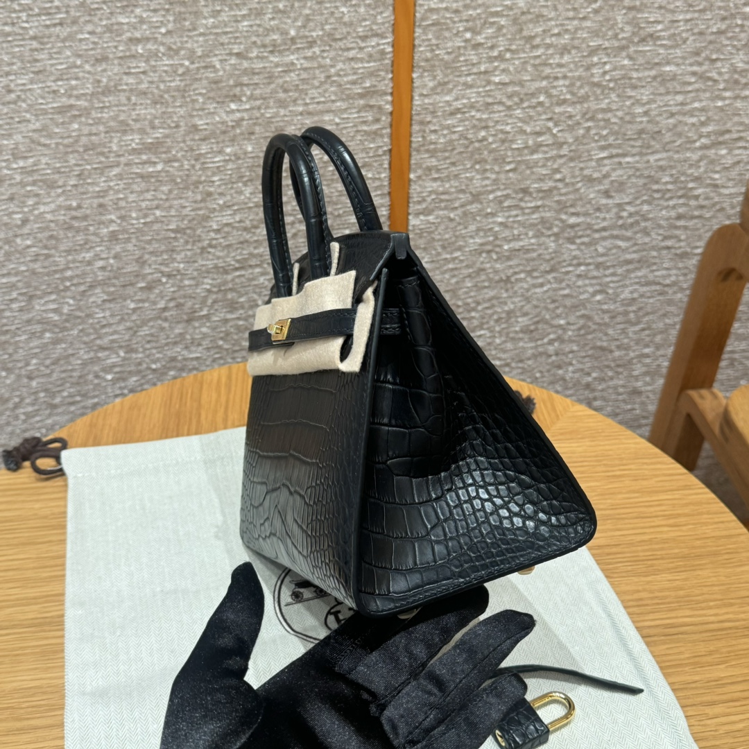 Hermès Birkin 20 black Matte Alligator