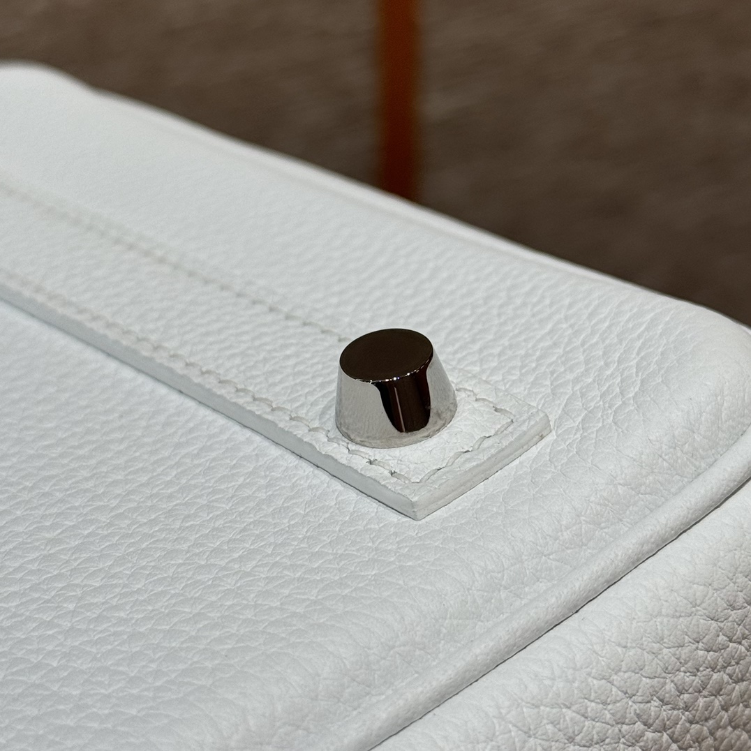 Hermès Birkin 30 white exterior and poppy orange lining