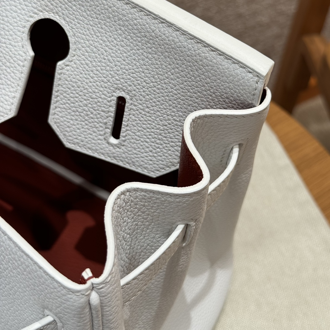 Hermès Birkin 30 white exterior and poppy orange lining